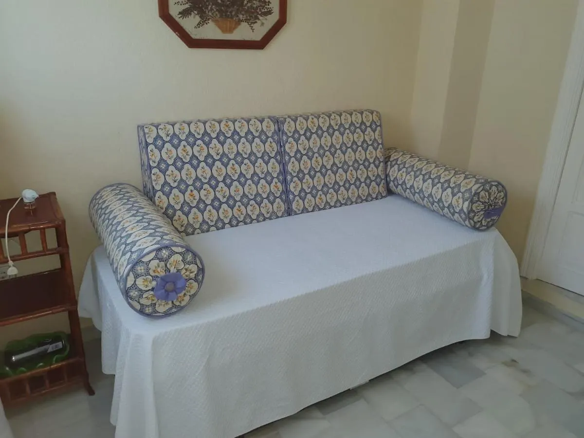 Beachfront Family Apartment In Puerto Banus Marbella